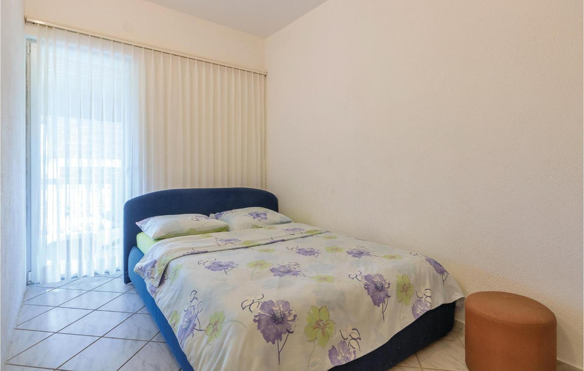 4 Bedroom Beautiful Apartment In שטיניאן חדר תמונה